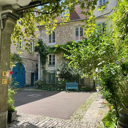 Besancon: Charmant Duplex Au Pied De La Citadelle Екстер'єр фото